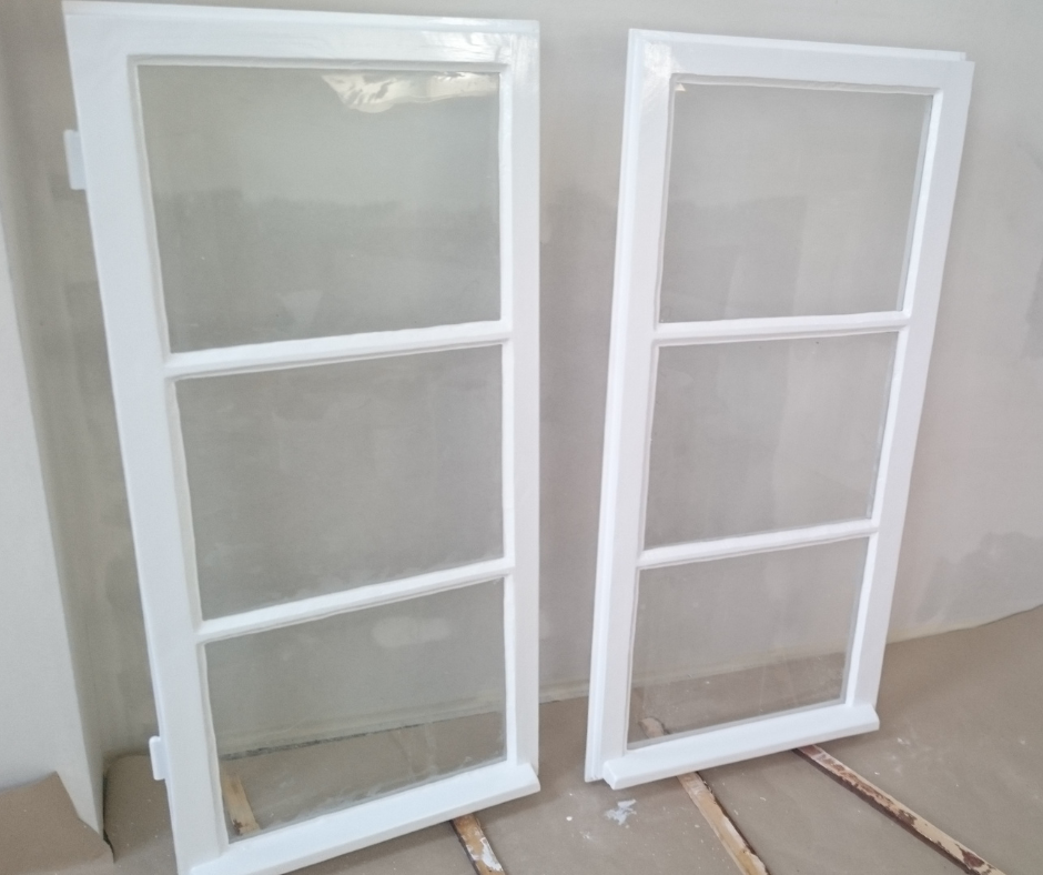 Detail der frisch lackierten Fensterrahmen nach der Fenstersanierung