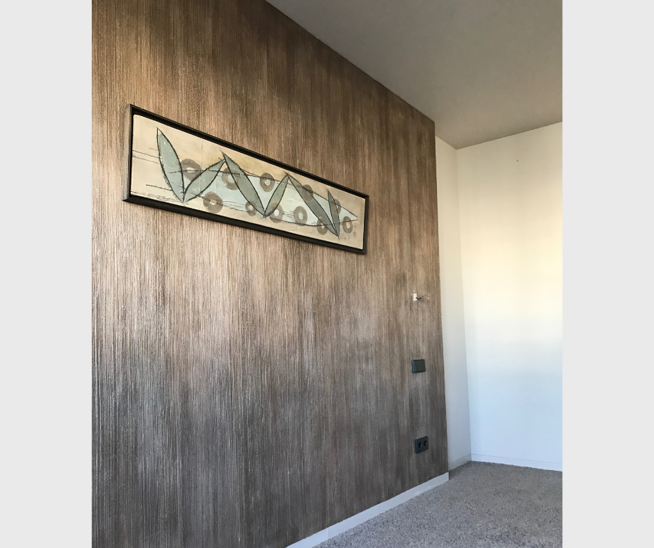 Gestaltete Wand mit Krakkle-Oberfläche im Wohnraum in Berlin